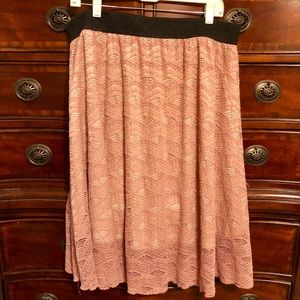 Beautiful pink lace Lularoe Lucy skirt 2XL